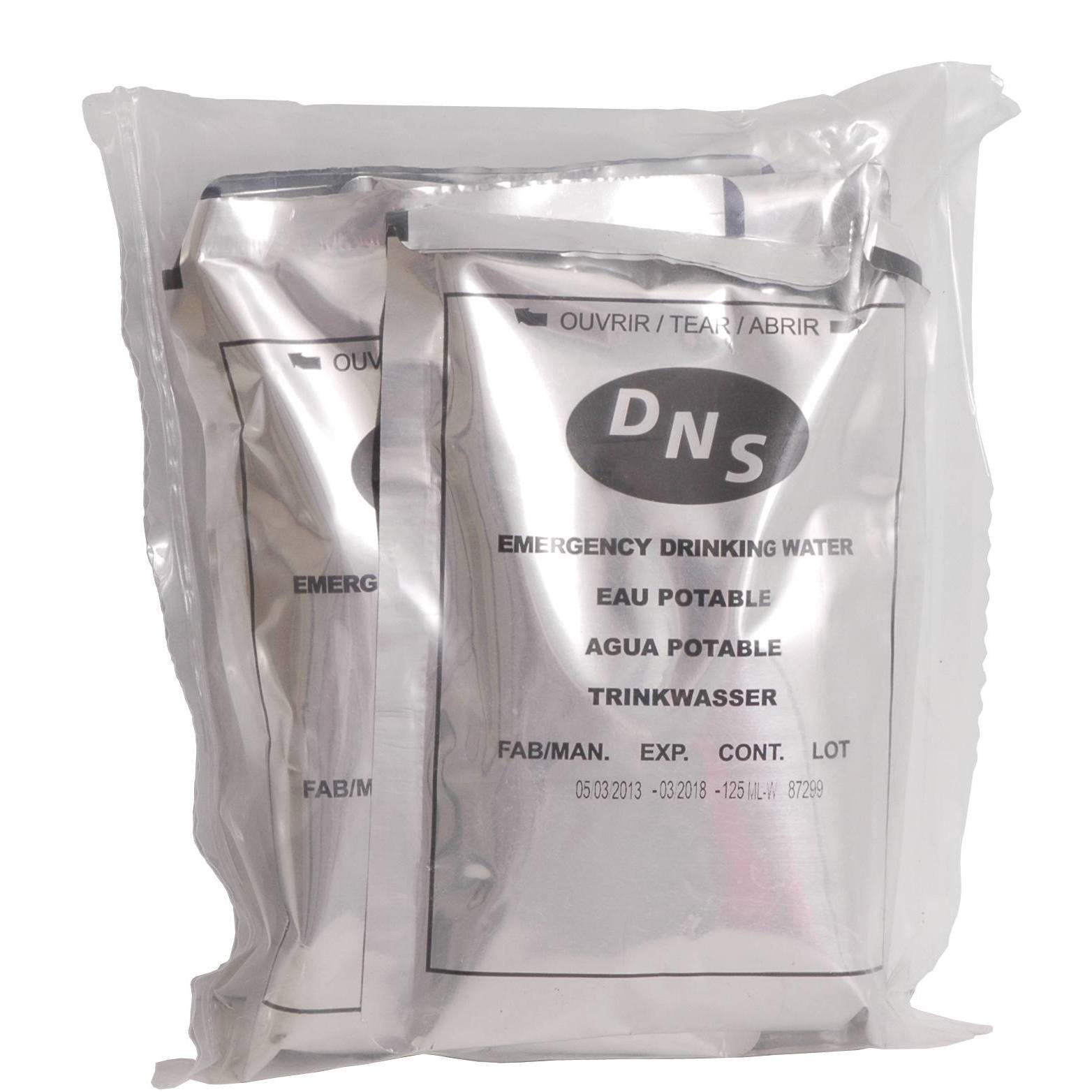 Eau potable et aliments de survie en sachets